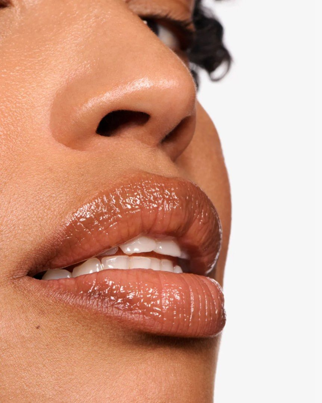 ENHANCING LIP MOISTURIZER